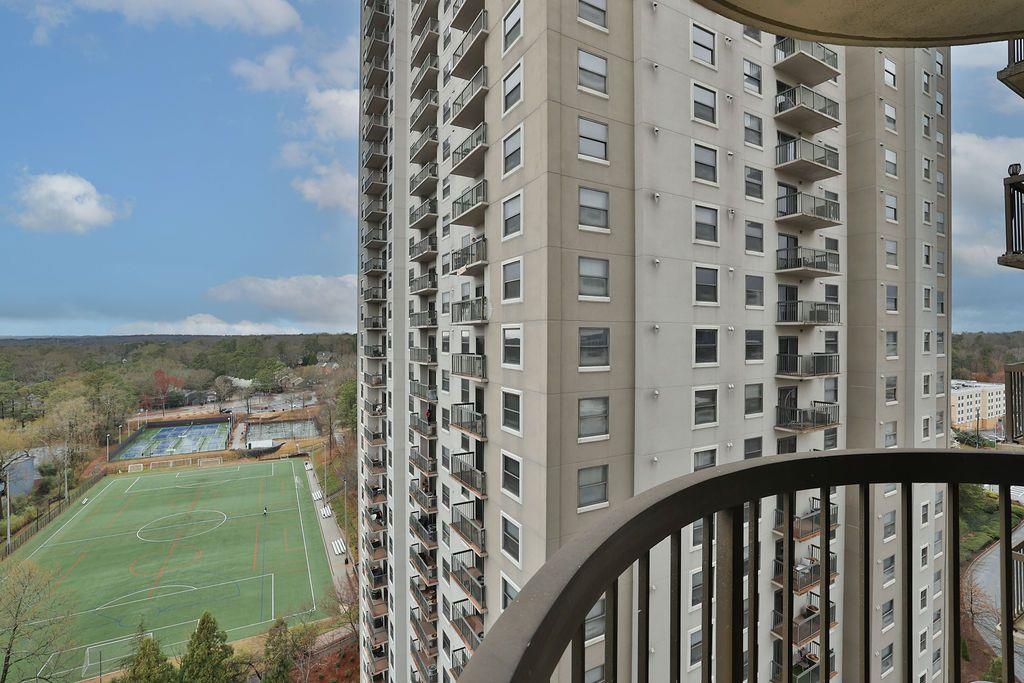 795 Hammond Drive Unit #1810