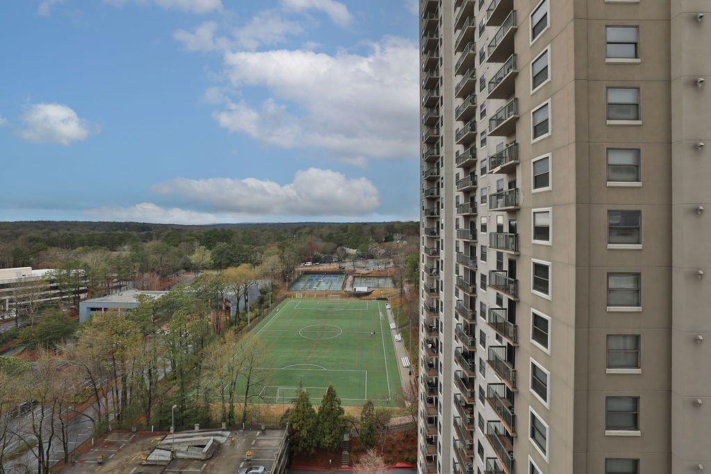 795 Hammond Drive Unit #1810