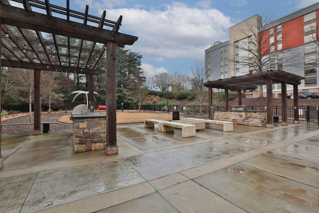 795 Hammond Drive Unit #1810