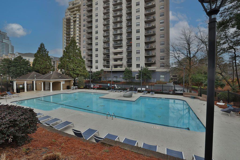 795 Hammond Drive Unit #1810