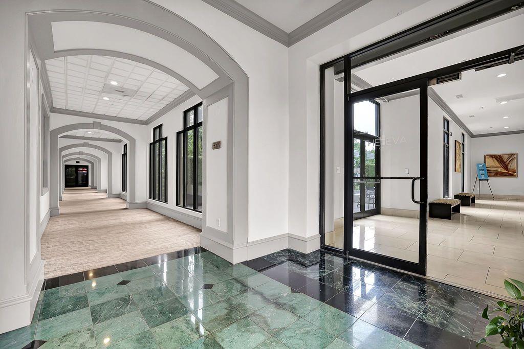 795 Hammond Drive Unit #1810