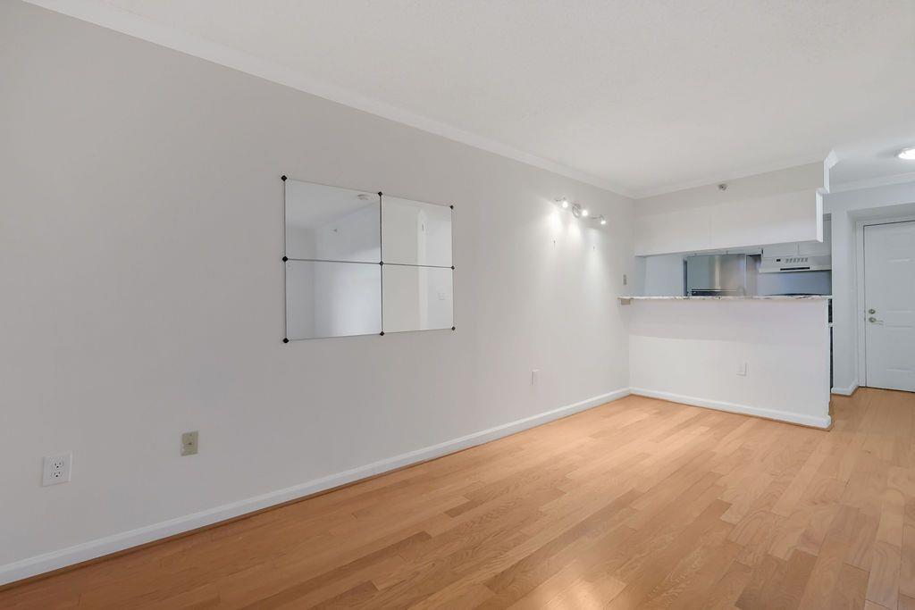 795 Hammond Drive Unit #1810
