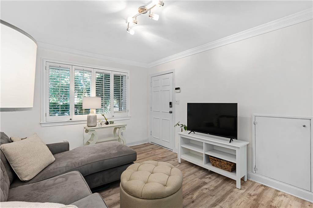 148 Waverly Way NE Unit 5