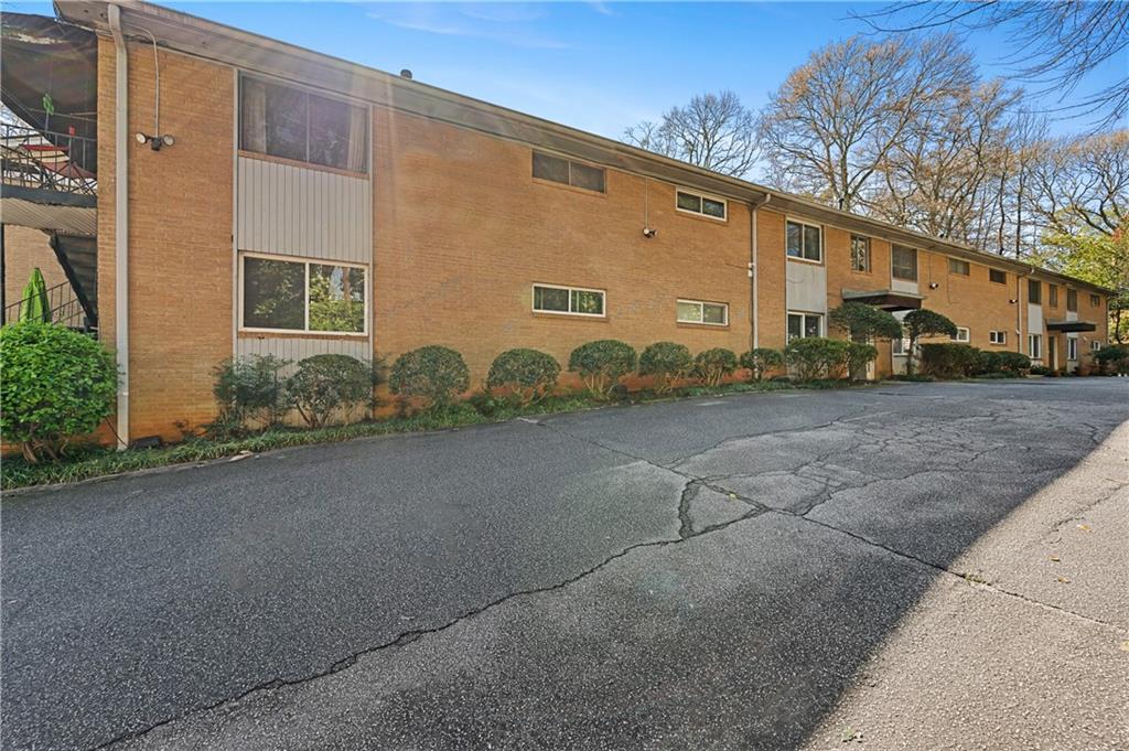148 Waverly Way NE Unit 5
