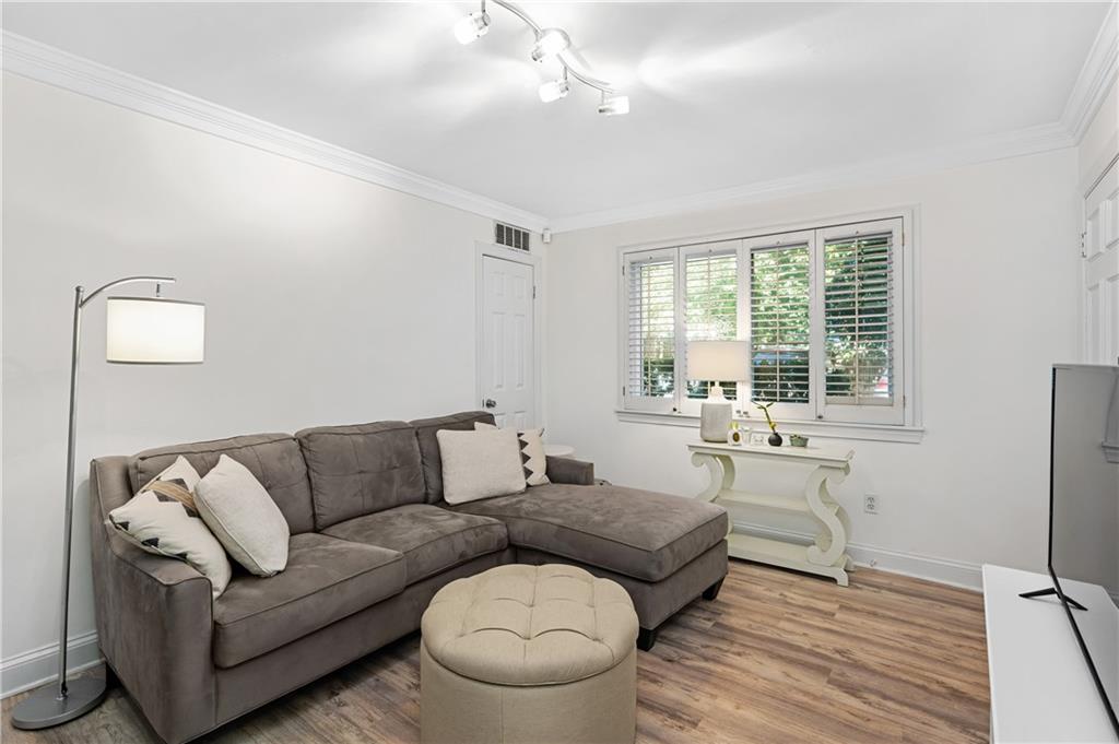 148 Waverly Way NE Unit 5