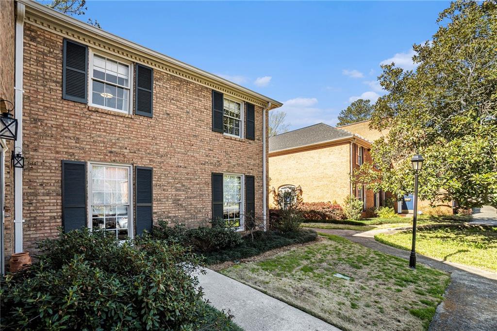 9 Kings Walk NE