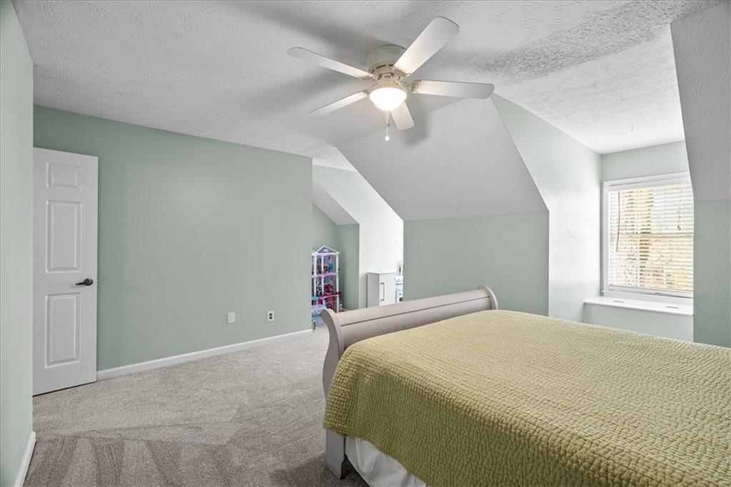 662 Cricket Hill Trail
