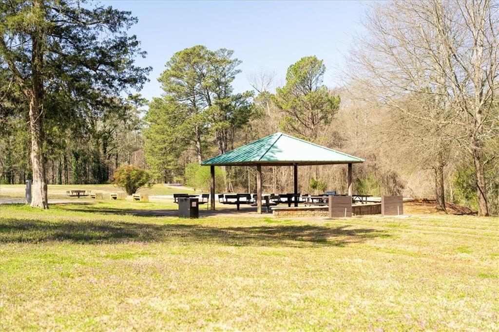 662 Cricket Hill Trail