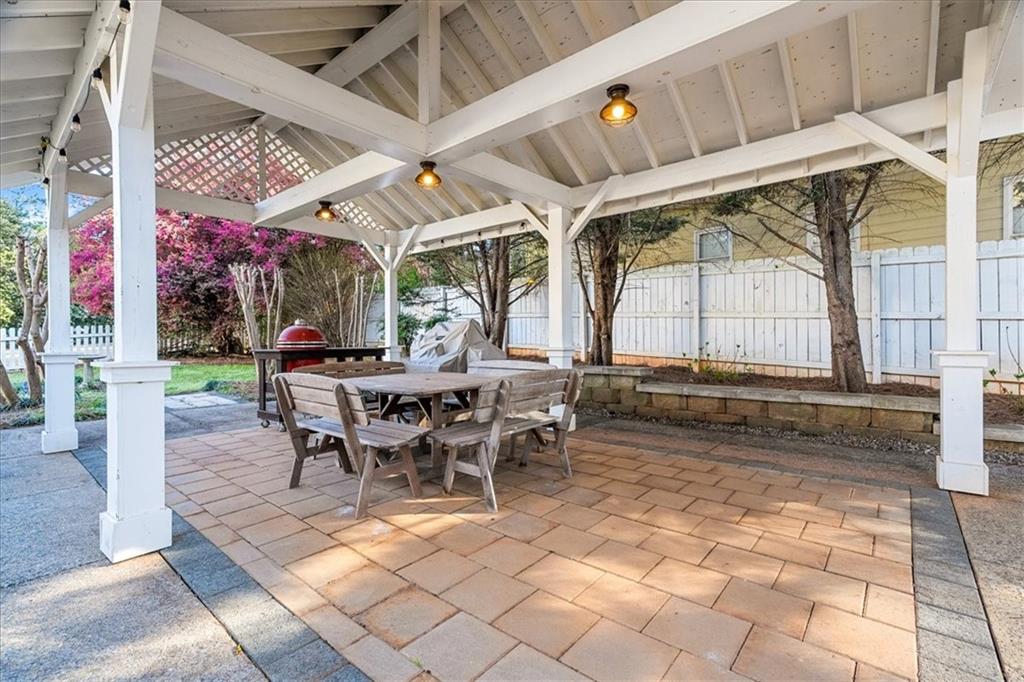 662 Cricket Hill Trail