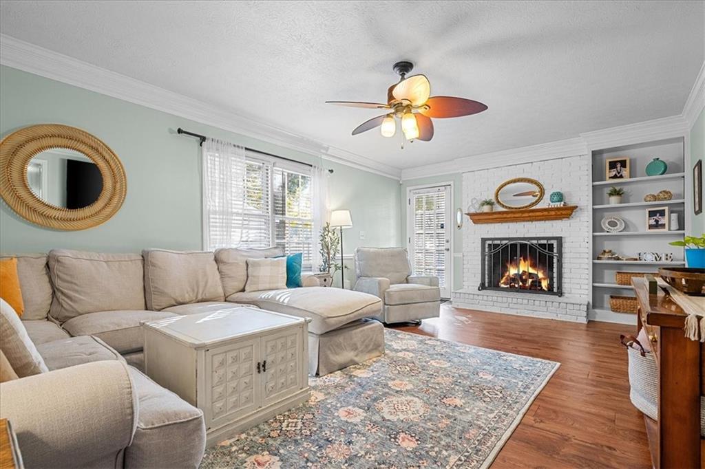 662 Cricket Hill Trail