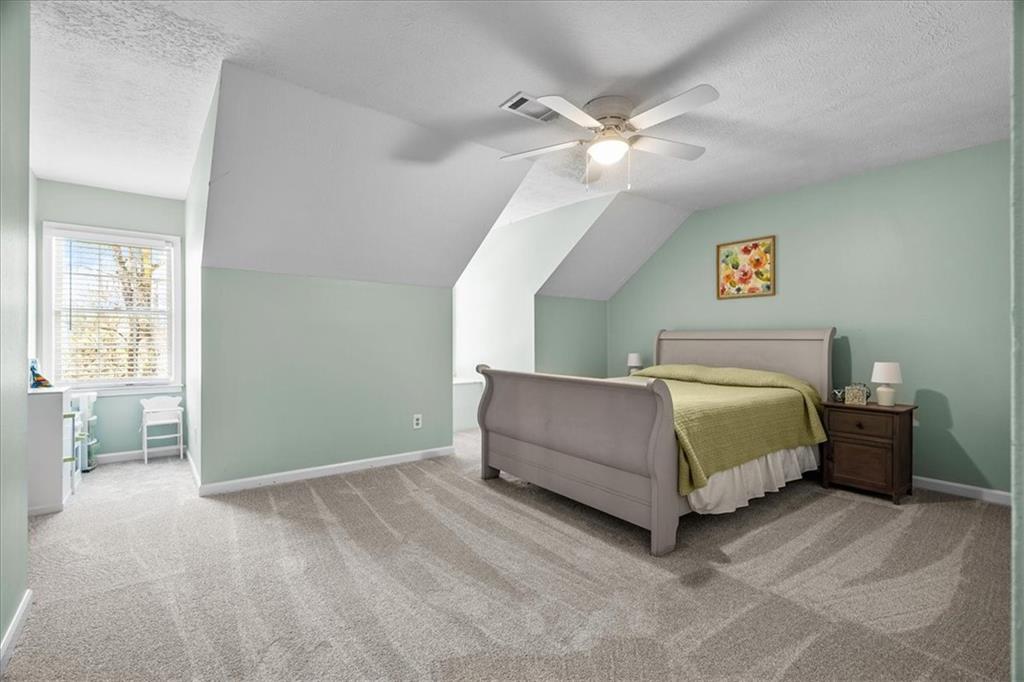 662 Cricket Hill Trail