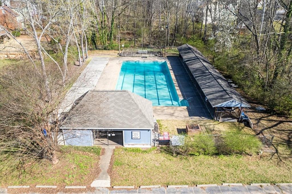 662 Cricket Hill Trail