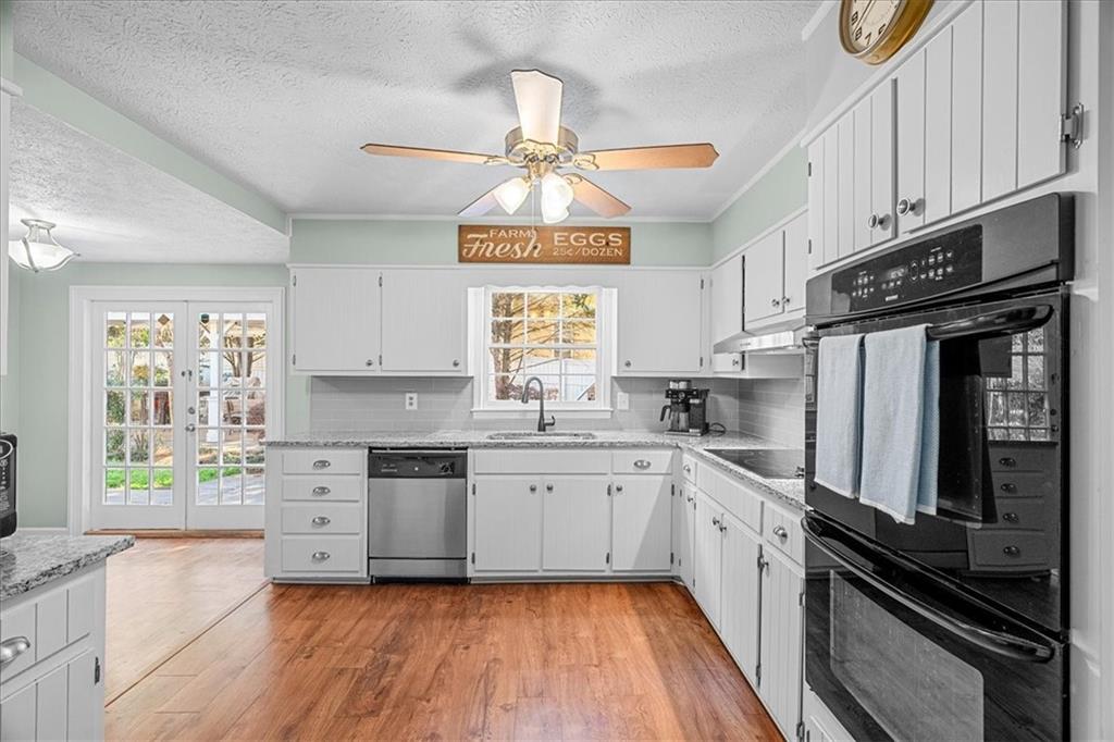 662 Cricket Hill Trail