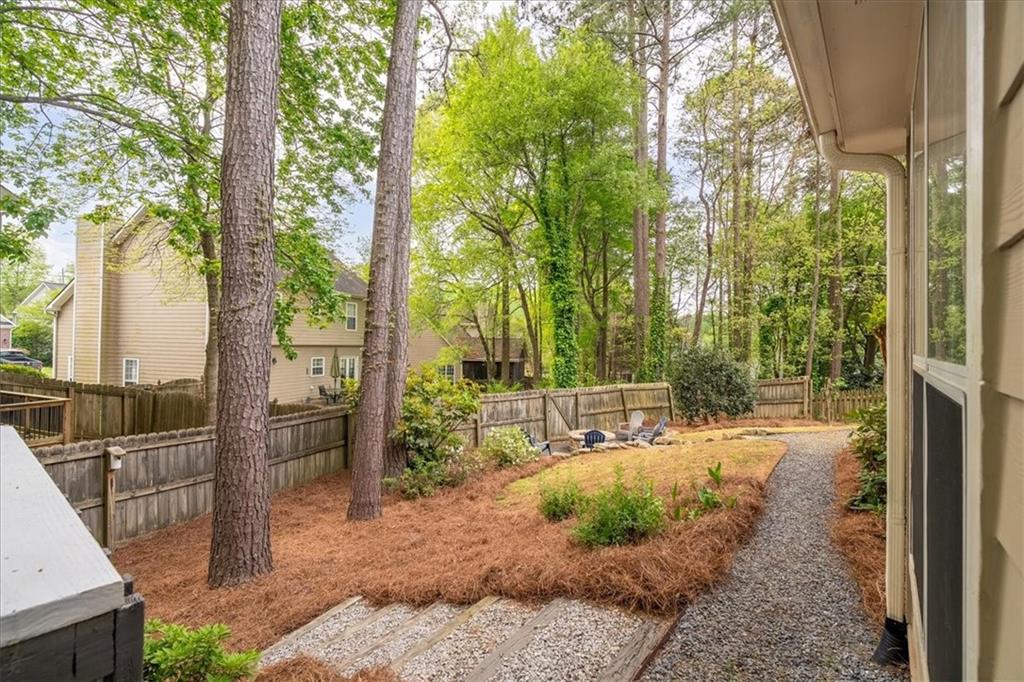 5104 Berryhill Court SE