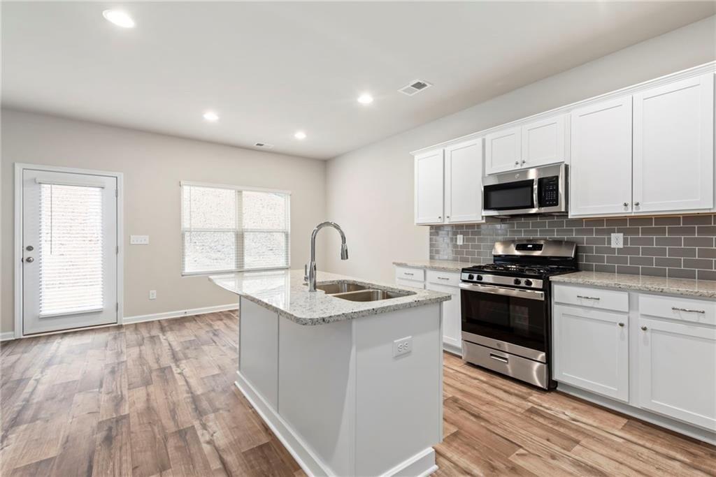 348 Winston Circle