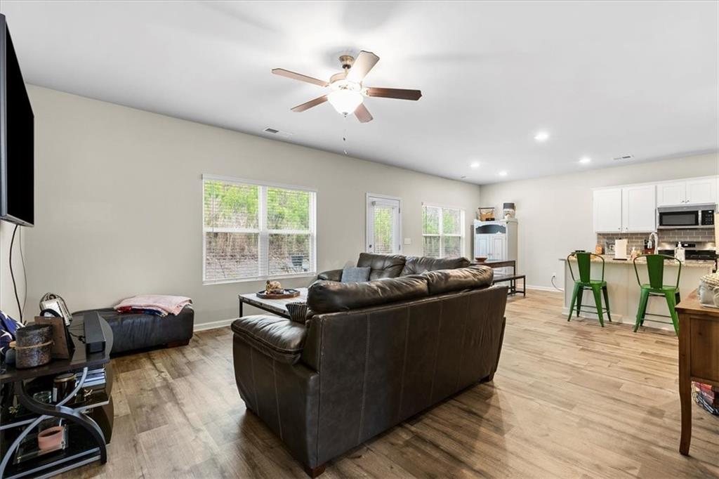348 Winston Circle