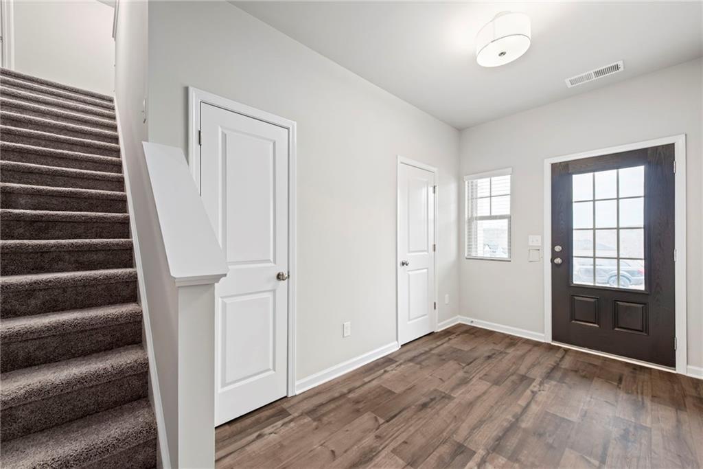 348 Winston Circle