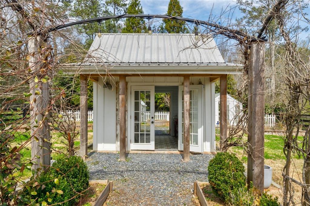 1661 OLD JONES Road