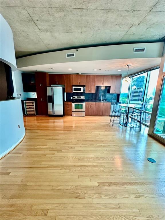 923 Peachtree Street NE Unit 1324