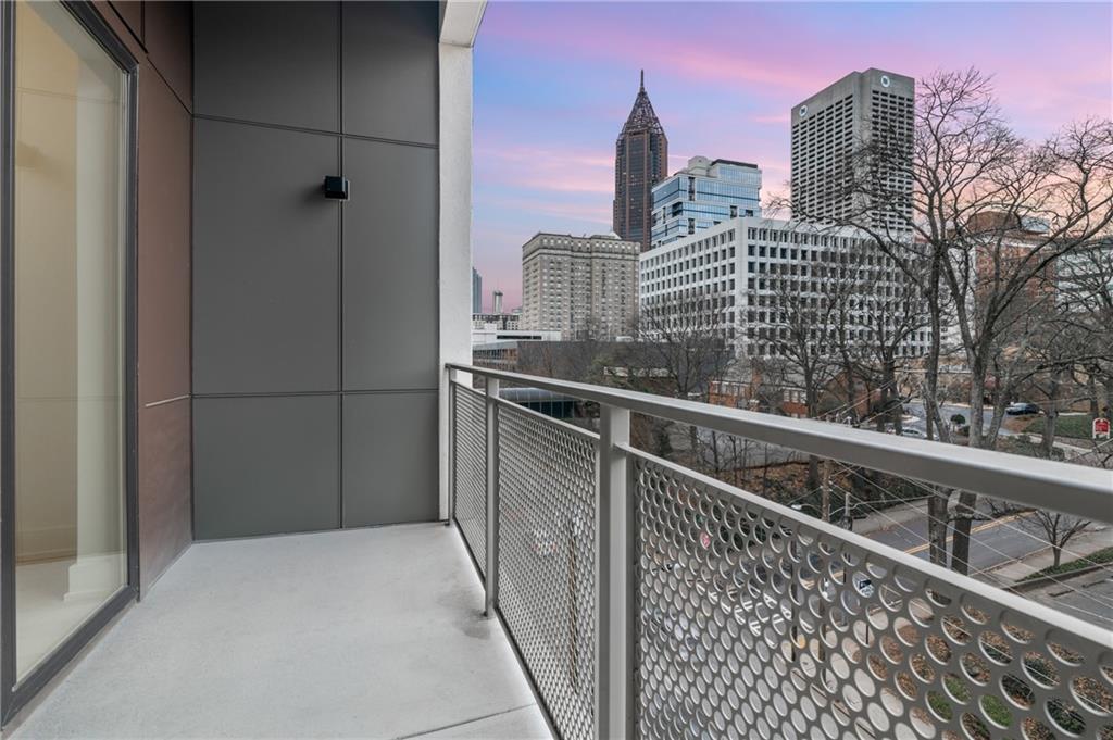 775 Juniper Street NE Unit 219