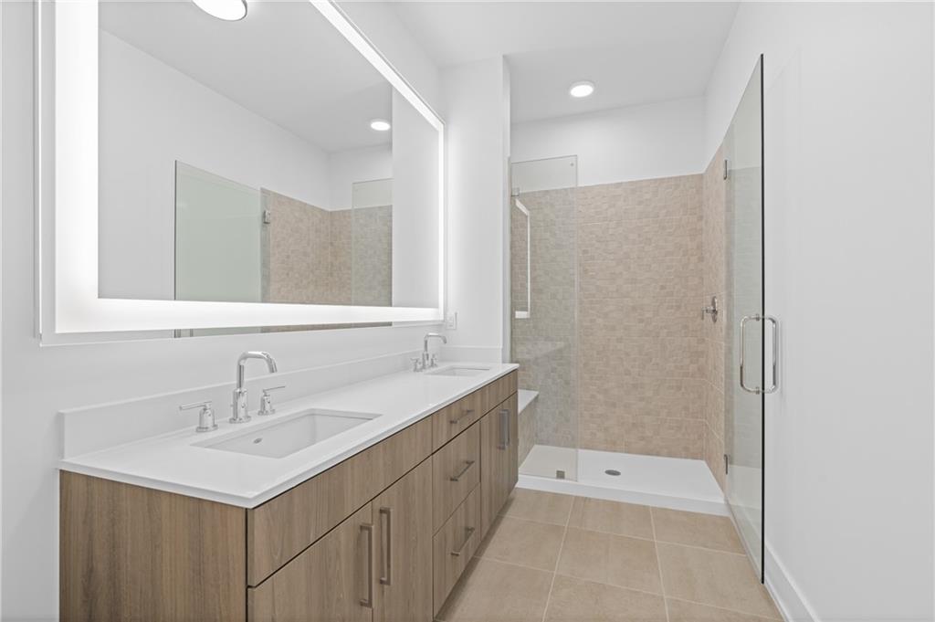 775 Juniper Street NE Unit 219