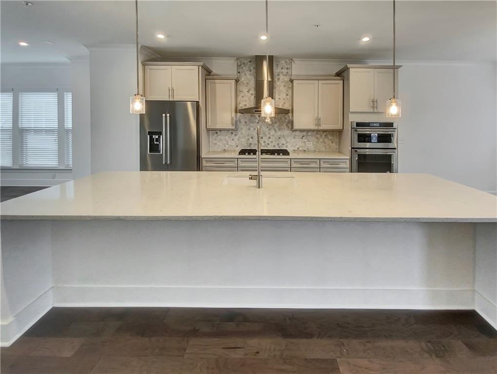 2091 Holtz Lane