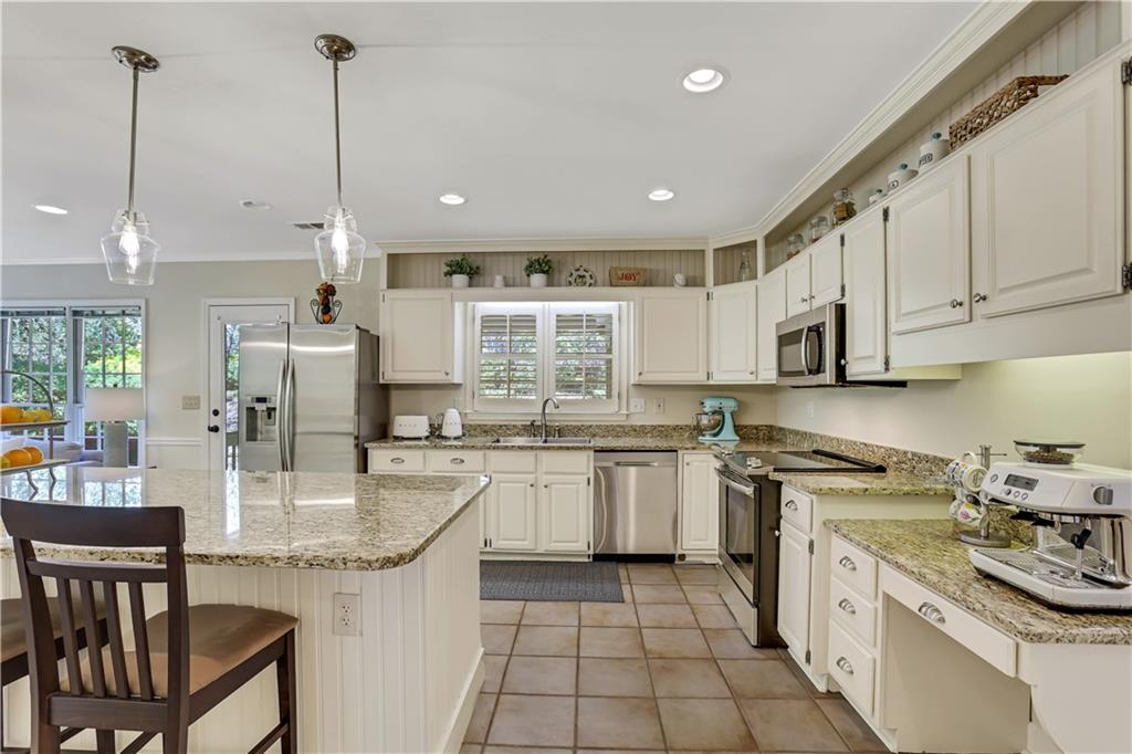 4481 Dobbs Crossing