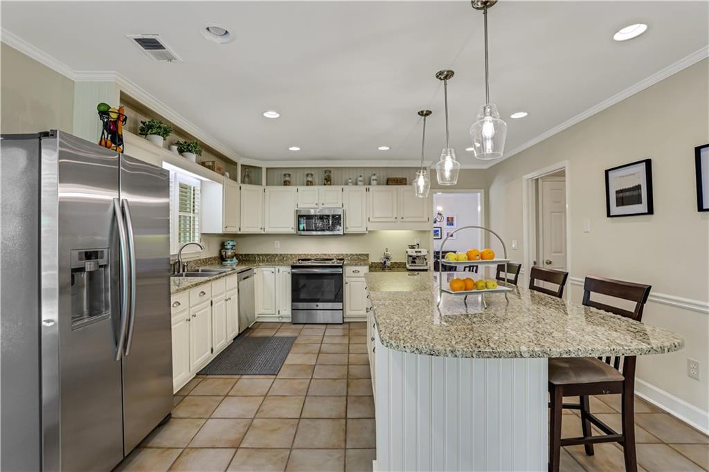 4481 Dobbs Crossing