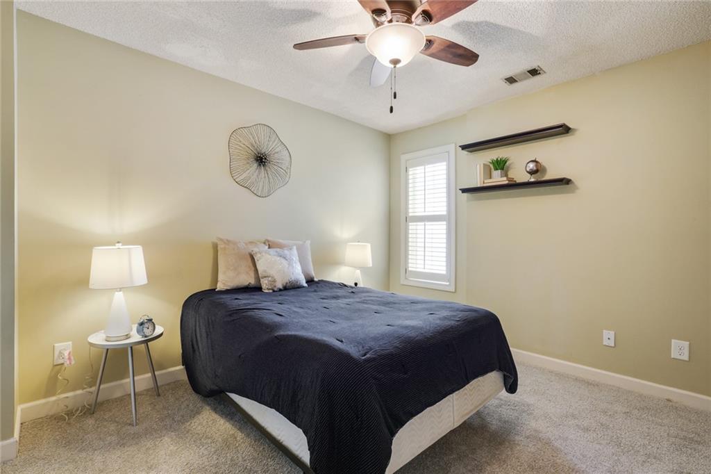 1335 Stillwood Chase NE