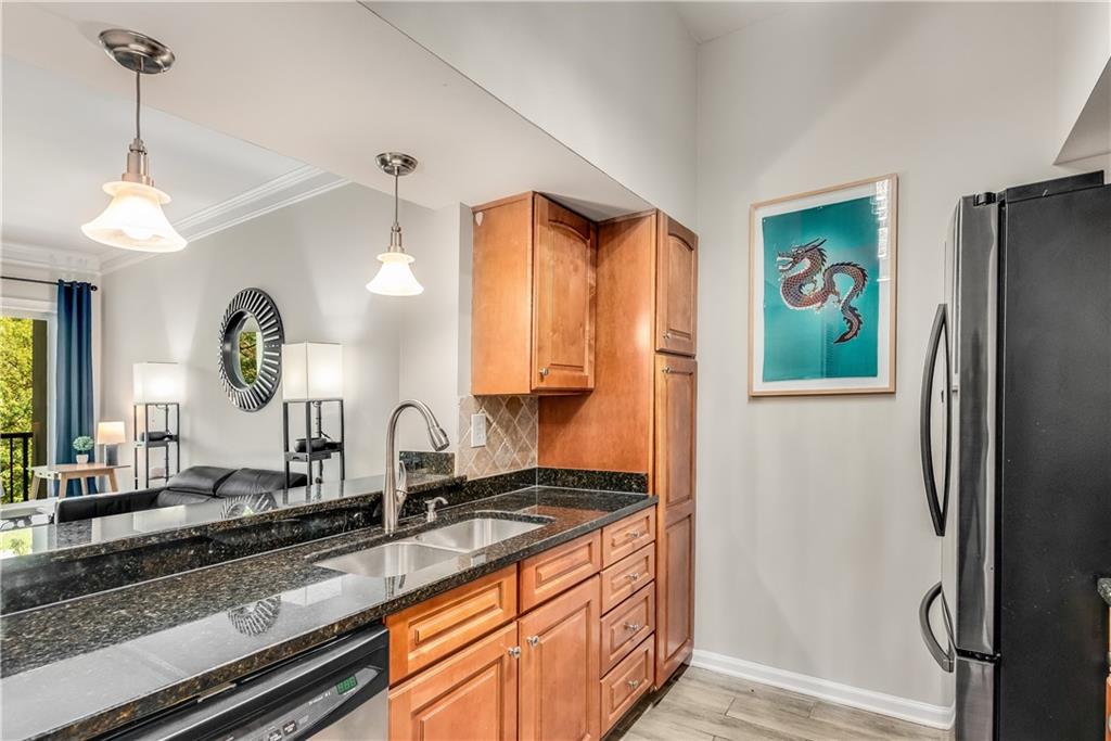 275 13th Street NE Unit 106