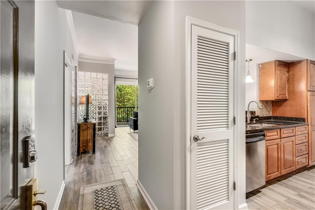 275 13th Street NE Unit 106