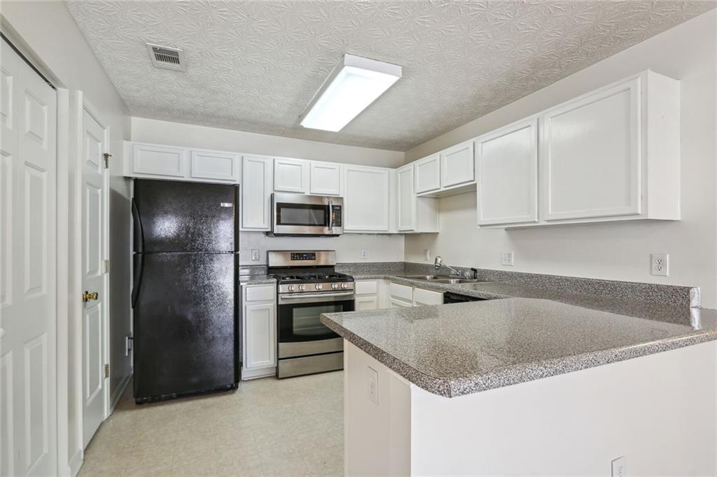 142 Silver Fox Trail