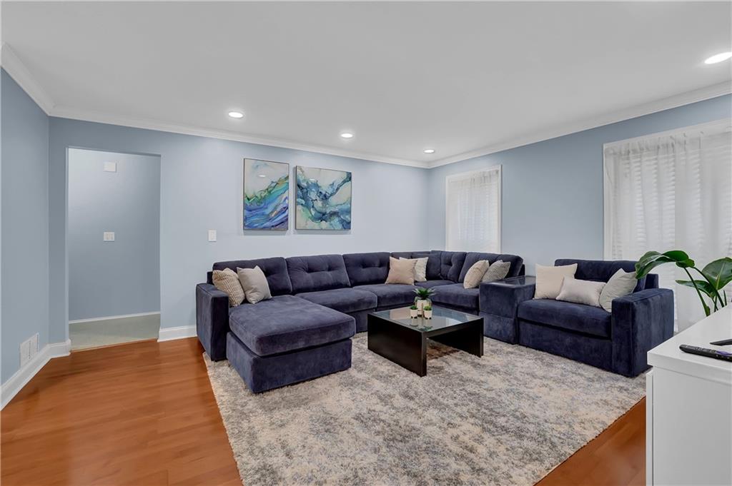 750 Dalrymple Road Unit J2