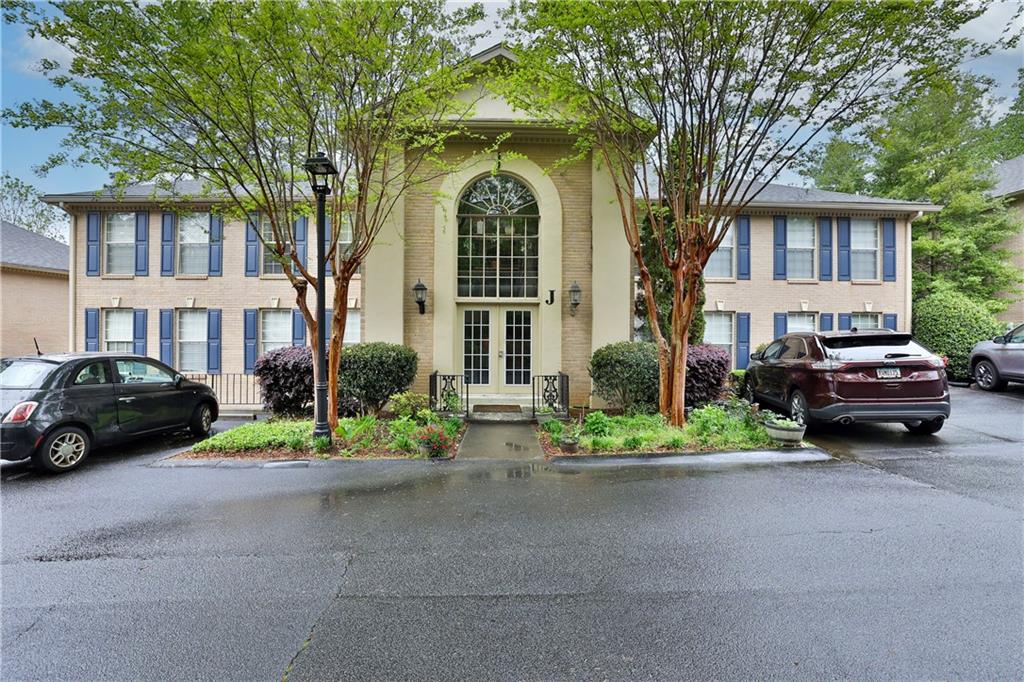 750 Dalrymple Road Unit J2