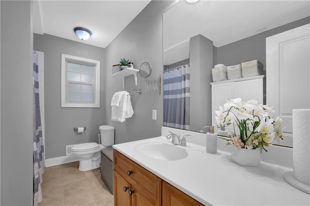 750 Dalrymple Road Unit J2
