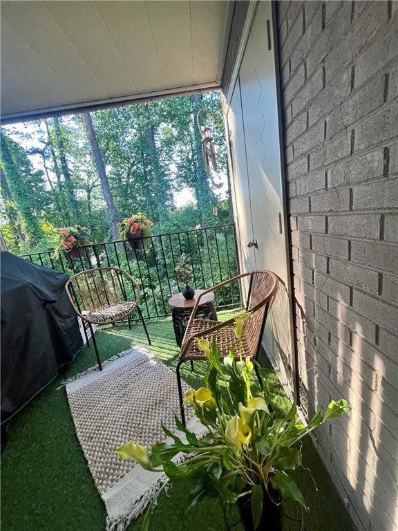 750 Dalrymple Road Unit J2