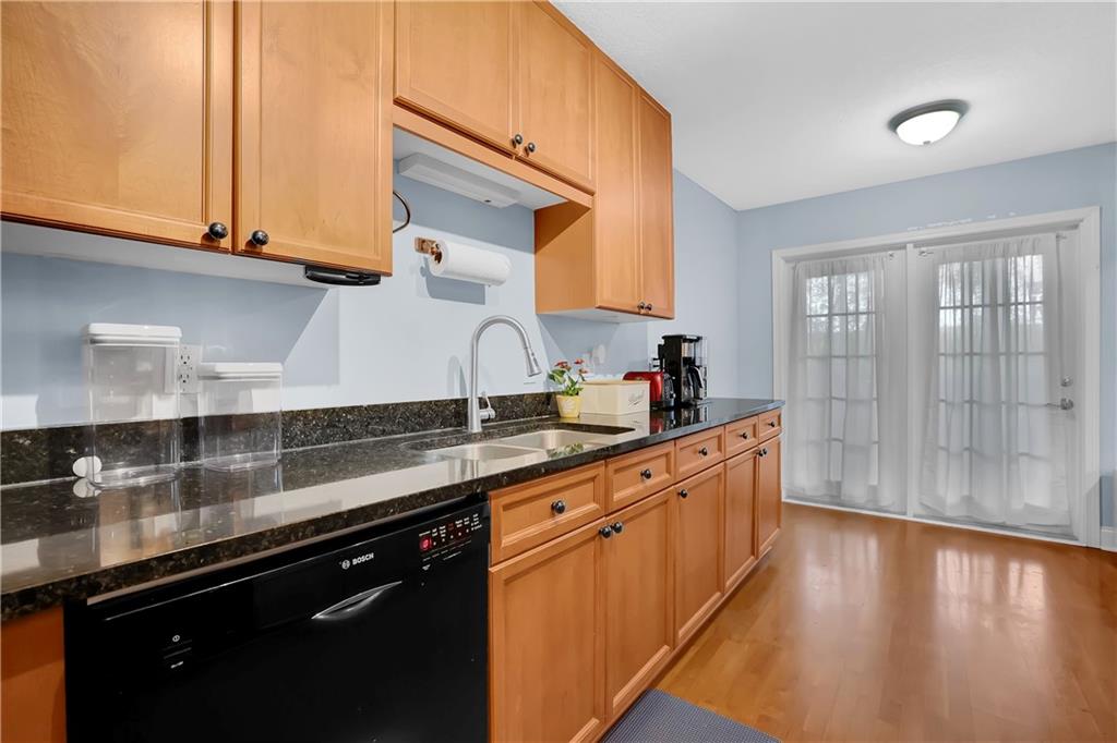 750 Dalrymple Road Unit J2