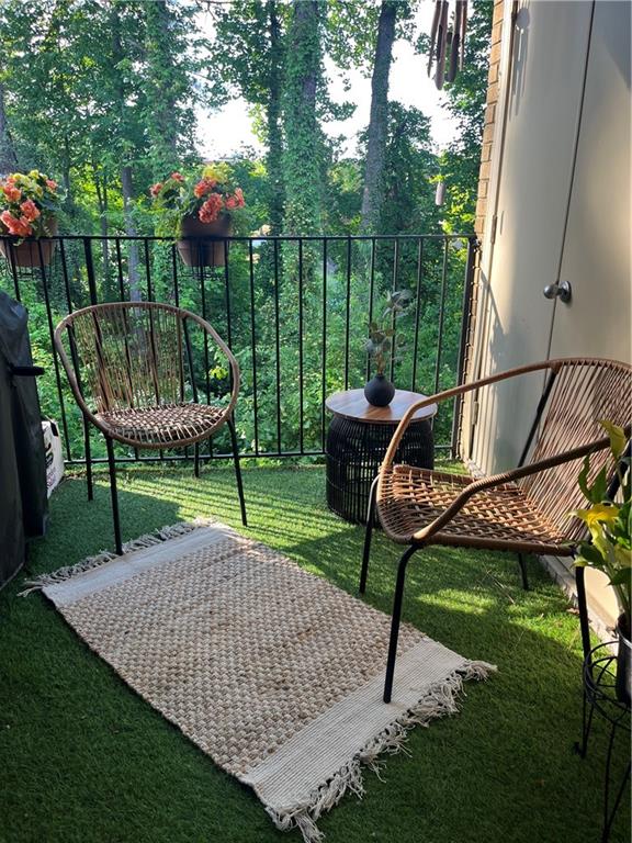 750 Dalrymple Road Unit J2