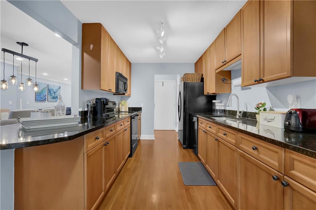 750 Dalrymple Road Unit J2