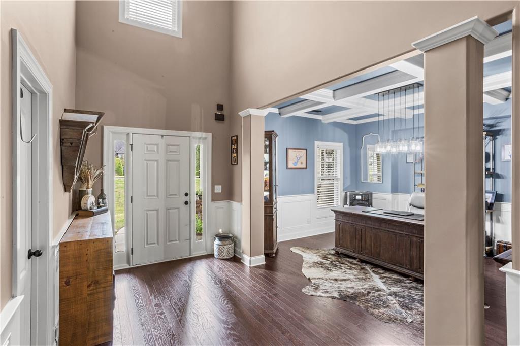 77 Fox Hall Crossing W