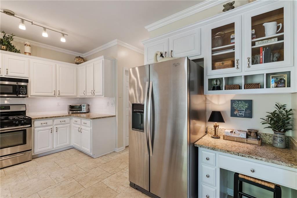 2215 Monroe Drive