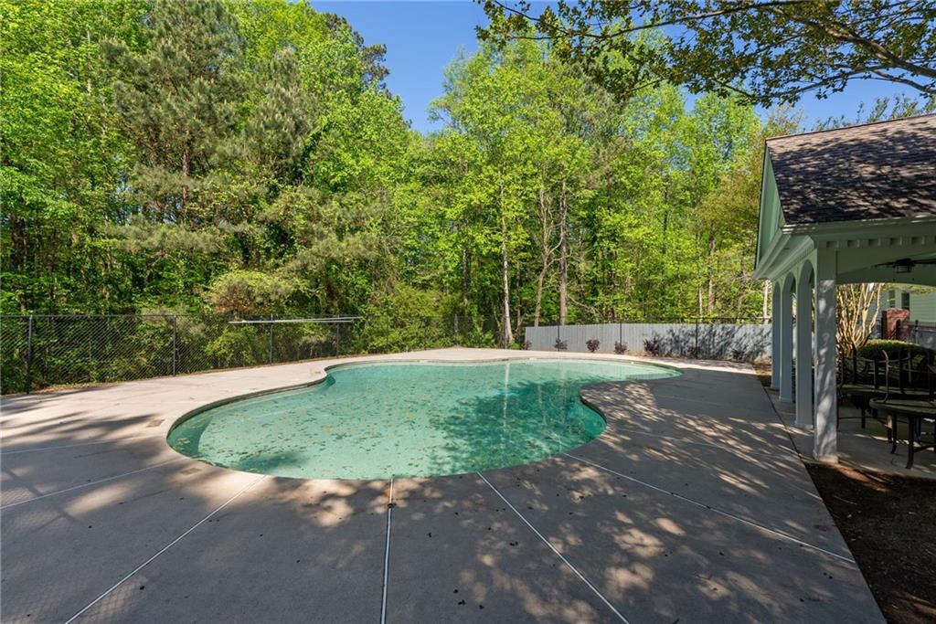 2215 Monroe Drive