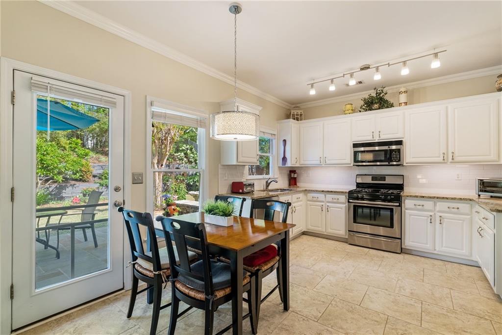 2215 Monroe Drive