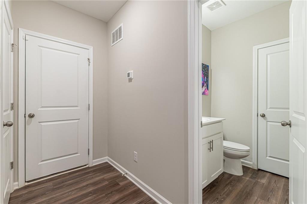 3287 Park Pointe Circle