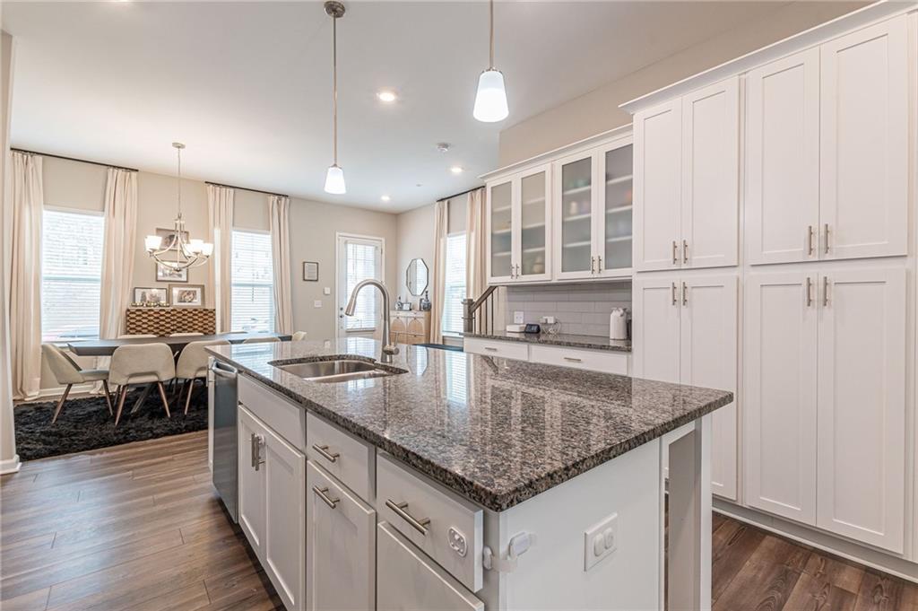 3287 Park Pointe Circle