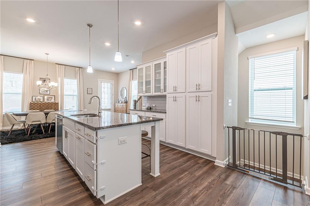 3287 Park Pointe Circle
