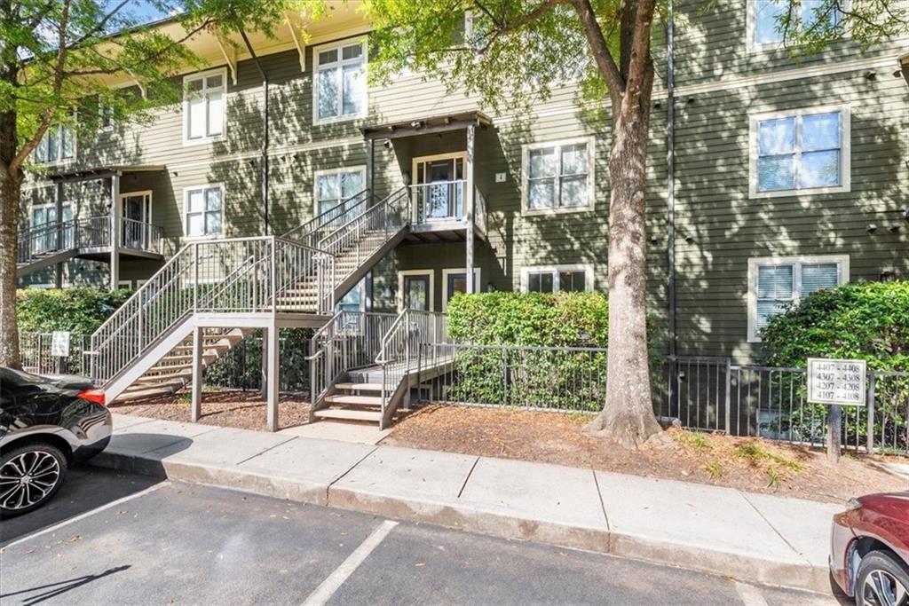1195 Milton Terrace SE Unit 4206