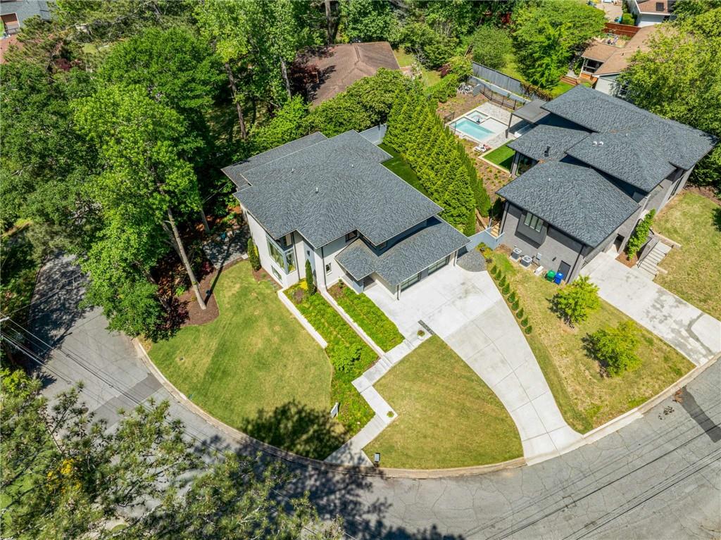 1242 Lenox Circle NE