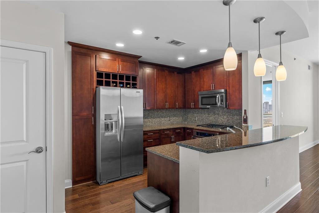 270 17th Street NW Unit 2805