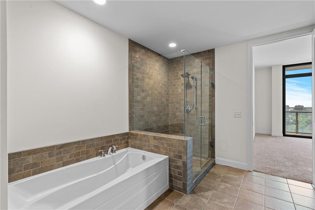270 17th Street NW Unit 2805
